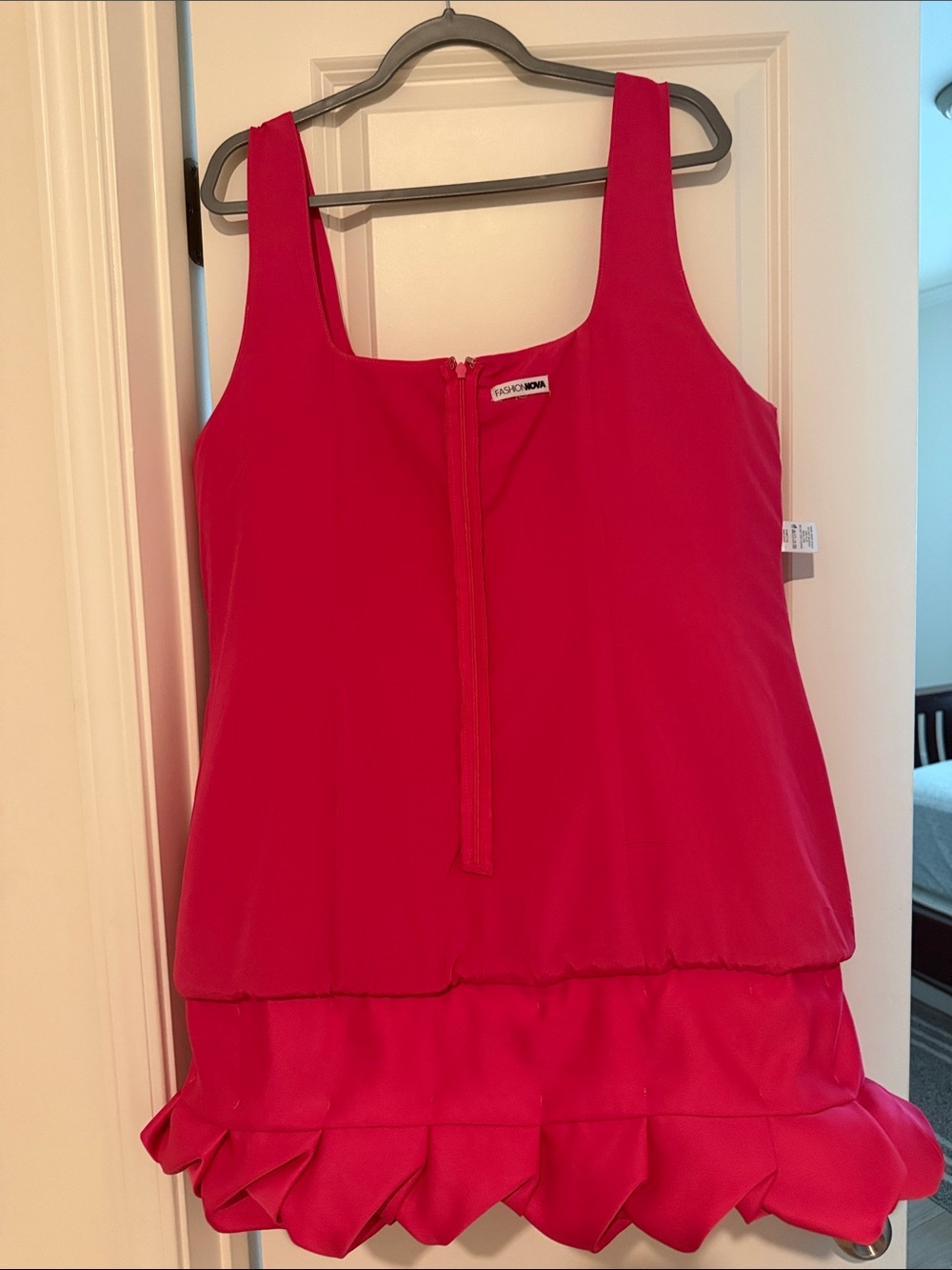 Fashion Nova Hot Pink Sleeveless Tank with Front Zip